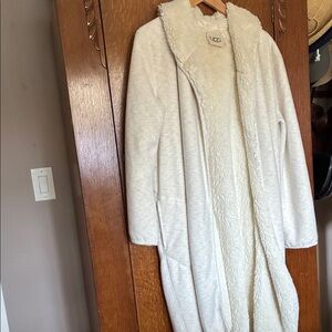 UGG Faux Fur Lined Robe Off-White Color - S
